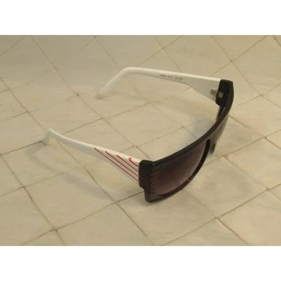 1980s Sunglasses Racing Stripes 90s  Zack Morris Baywatch Max Headroom - Picture 2 of 9